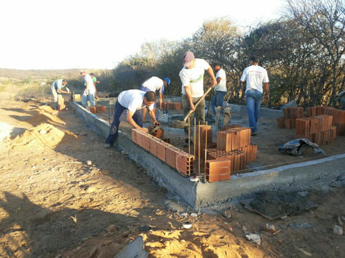 Centro de Recuperação mantido por igreja evangélica começa a ser construído Centro de Recuperação mantido por igreja evangélica começa a ser construído