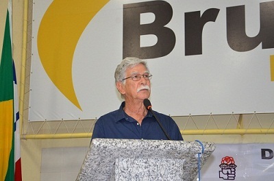 Eduardo Vasconscelos não comparece ao único debate transmitido por rádio em Brumado Eduardo Vasconscelos não comparece ao único debate transmitido por rádio em Brumado