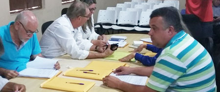 Prefeitos se unem para buscar apoio do governo para solução da crise da falta de água nas cidades da Chapada Diamantina