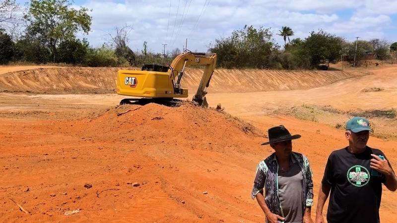 Rio do Antônio: A pedido do vereador Cristiano, prefeitura realiza limpeza de aguada em Umbaúba dos Pombos