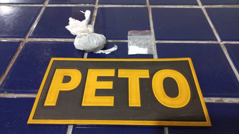 Operação ‘Força Total’ apreende moto roubada e drogas em Brumado