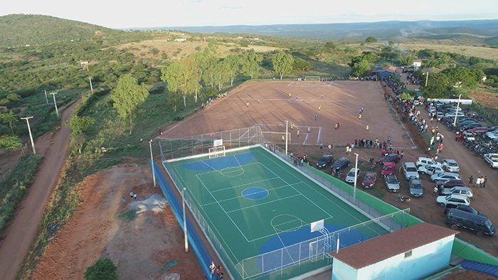 Prefeitura de Aracatu inaugura Quadra Poliesportiva na comunidade de Pé de Serra, veja o vídeo