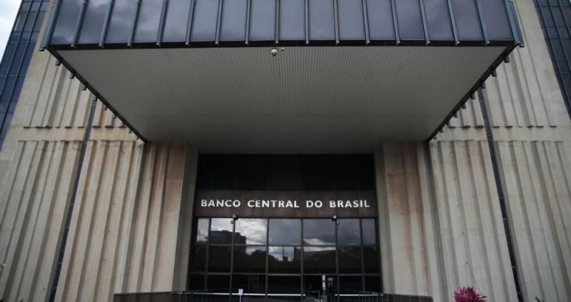 Mercado reduz previsão da inflação de 4,02% para 4% em 2024