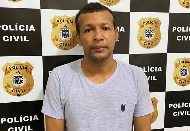 Ituaçu: Acusado de estupro, ex-secretário de obras se entrega a polícia