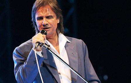 Traficante contratou Roberto Carlos para fazer show