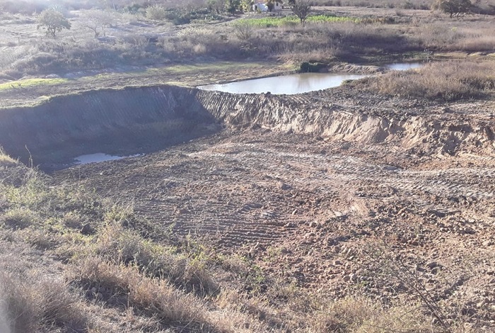 Malhada de Pedras: Prefeita Terezinha Baleeiro entrega mais uma aguada, desta vez na comunidade Capinal Salvador