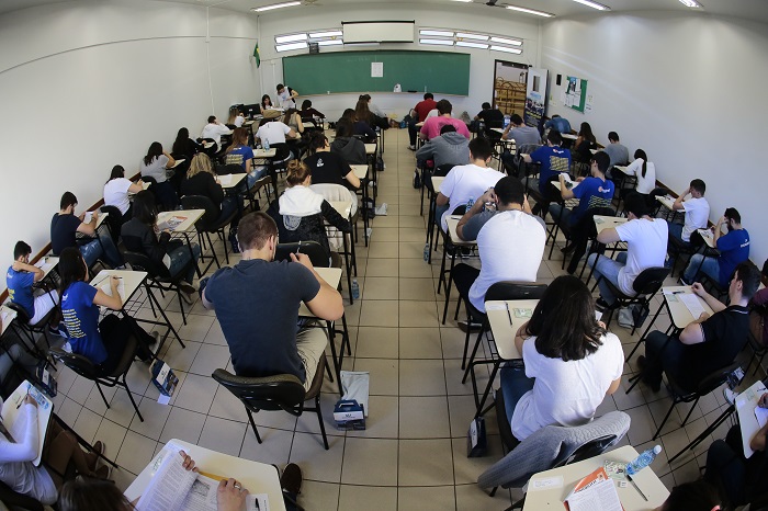 EAD Unicesumar oferece mais de 10 mil bolsas de estudo em vestibular nacional