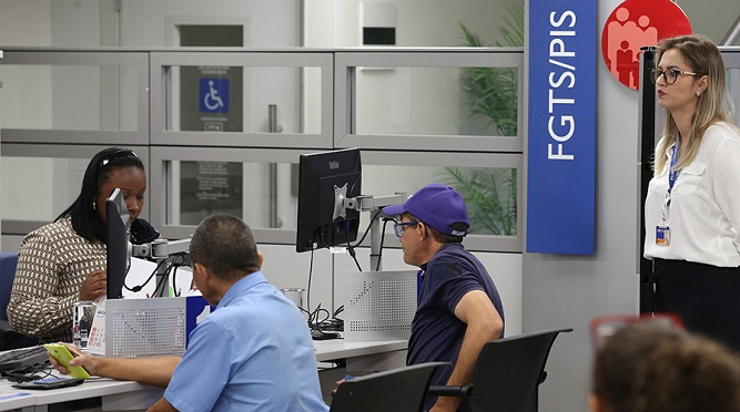 Calendário PIS-Pasep 2017-2018: 2,2 milhões ainda não sacaram; prazo termina dia 29