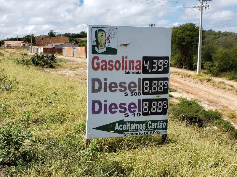 Brumado se destaca com gasolina mais cara da região; em Aracatu o preço é bem inferior