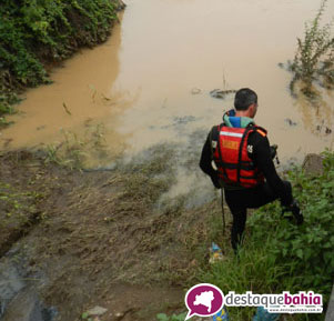 Corpo de Bombeiro já está a caminho de Brumado para tentar encontrar corpo desaparecido no Rio do Antônio na zona rural