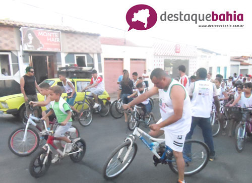 Prefeitura realiza inauguração de pavimentação asfáltica e ciclovia