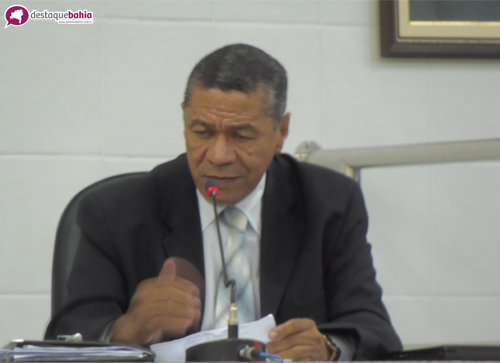  Líder do prefeito, José Carlos dos Reis,  disse que criticas da oposição foi infeliz