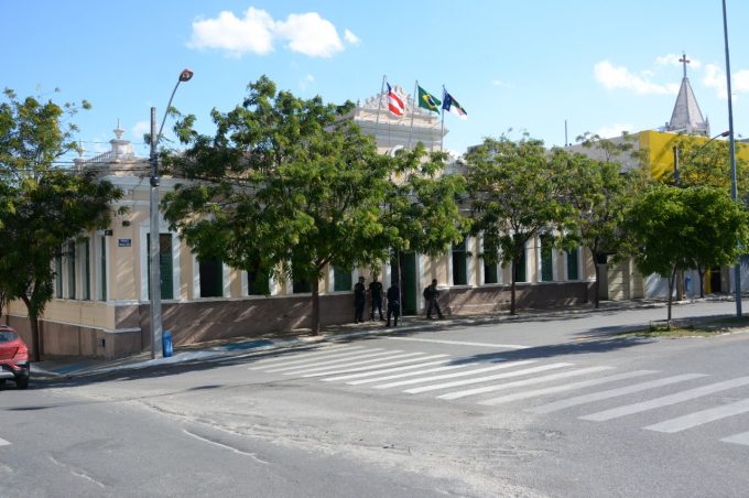 Justiça derruba liminar e PL relacionado a empréstimo para prefeitura de Vitória da Conquista