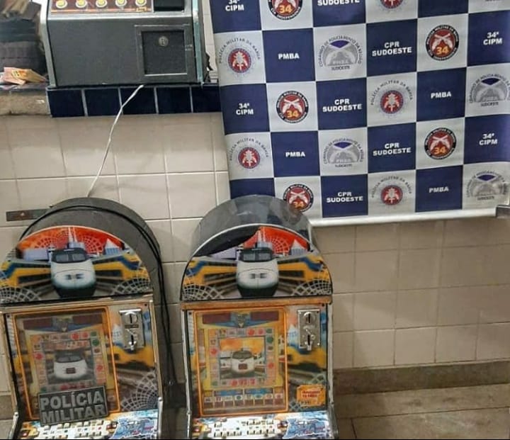 Brumado: Peto da 34ª CIPM apreende drogas e máquinas caça níqueis em ação no bairro São Jorge