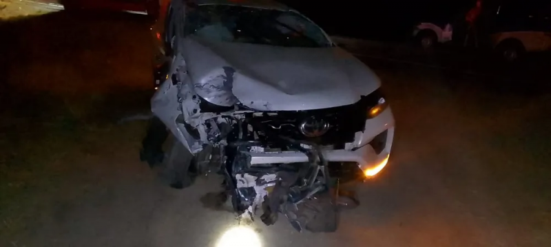 Quatro pessoas morrem e outras quatro ficam feridas após batida entre caminhonete e carro em Guanambi