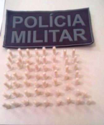 IBIPITANGA: Polícia Militar faz apreensão de 57 pinos de cocaína
