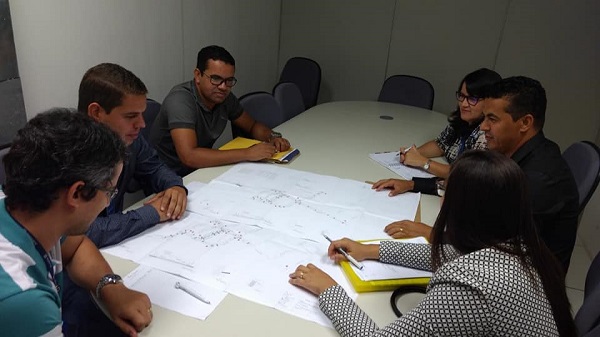 Gil Rocha se reúne com equipe da Desenbahia em prol de obra no Centro da cidade