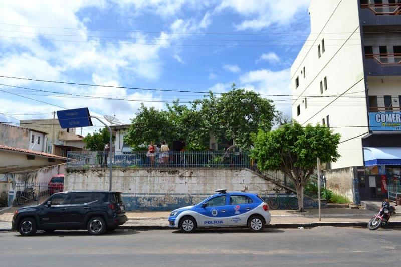 MP pede interdição da Delegacia de Macaúbas em razão de falhas de segurança