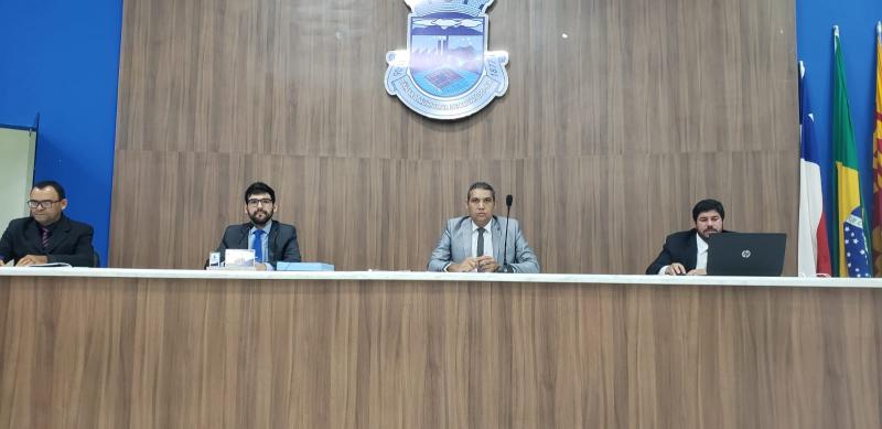 Brumado: Projeto que autoriza prefeito a tomar empréstimo para pavimentação da estrada de arrecife é aprovado