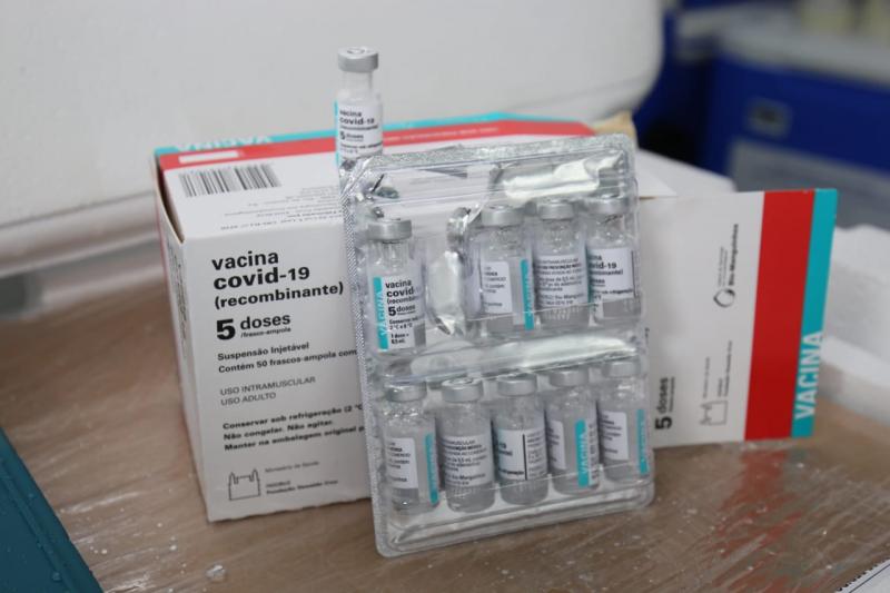 Bahia recebe remessa com 72 mil doses de vacina contra Covid-19