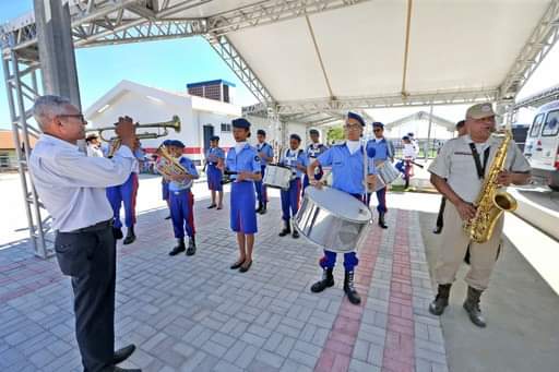 Colégio da Polícia Militar é inaugurado em Jequié 