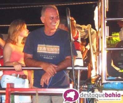 Tá confirmado em 2015 tem 'carnabrumado', diz Aguiberto