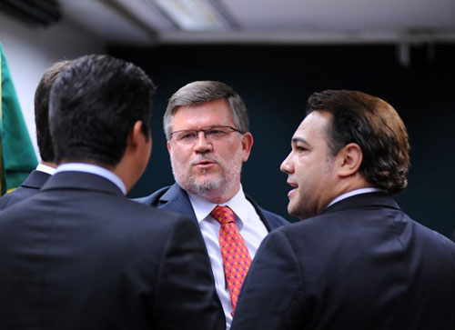 Sucessor de Feliciano diz que não é a favor nem contra relação gay