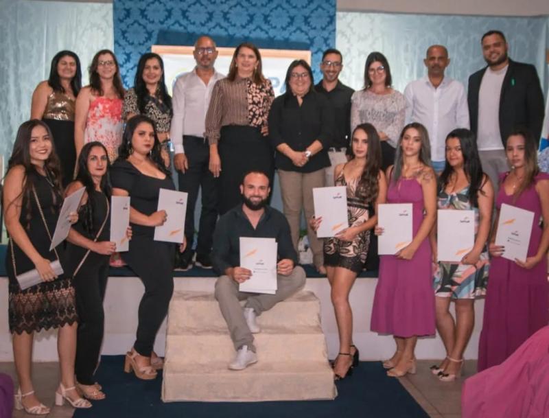 Centro de formação profissional realiza formatura em Aracatu