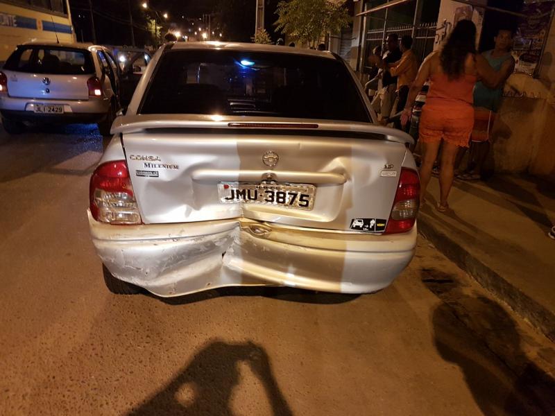 Acidente envolvendo dois veículos é registrado na Coronel Santos em Brumado