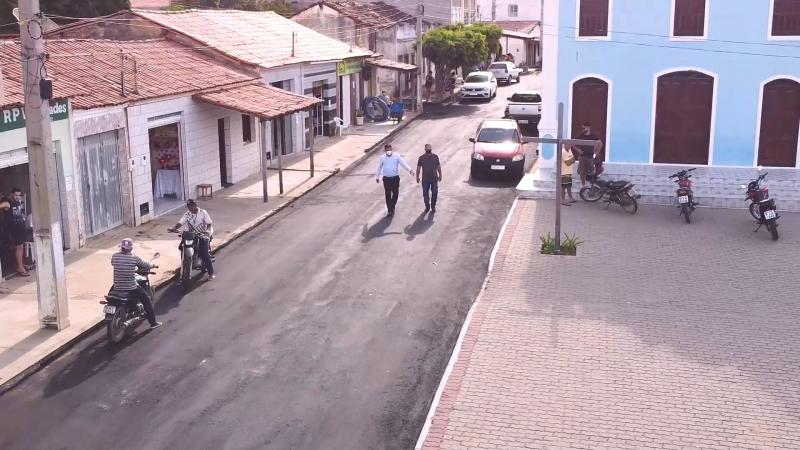 Tranqueiras, distrito de Ituaçu recebe pavimentação asfáltica, veja o vídeo
