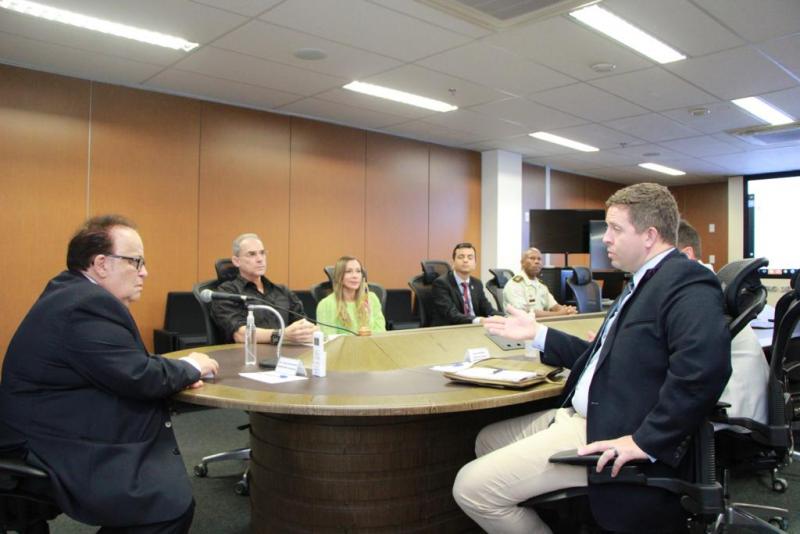 Trânsito de militares norte-americanos na Bahia é discutido na SSP