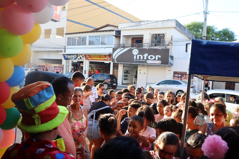 Brumado: Pax Nacional realiza evento com distribuição de brinquedos para as crianças 