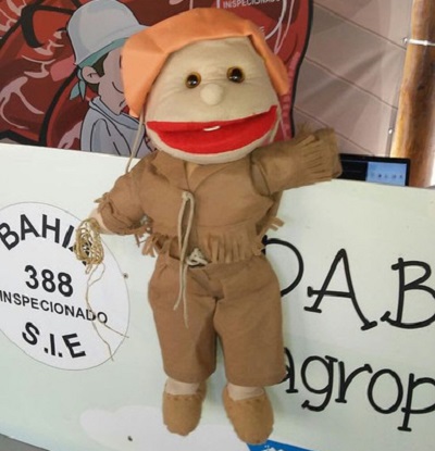 'Adab na Exposição' leva educação sanitária a escolas de Conquista