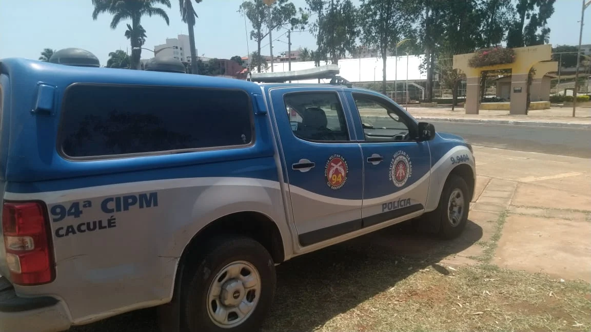 Polícia militar prender três elementos acusados de furtos em Caculé