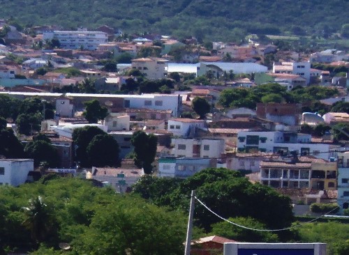 Assaltante atira em comerciante em tentativa de assalto no Bairro São Félix