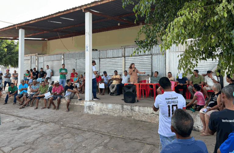 Prefeita de Aracatu e o prefeito de Tanhaçu se unem para viabilizar ações emergênciais contra a seca em Várzea da Pedra