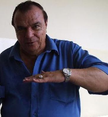 Jornalista Gil Gomes morre aos 78 anos em São Paulo