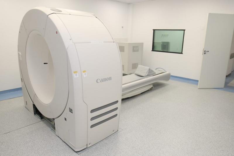Primeiro tomógrafo do Brasil com inteligência artificial e atendimento 100% SUS é instalado na Bahia