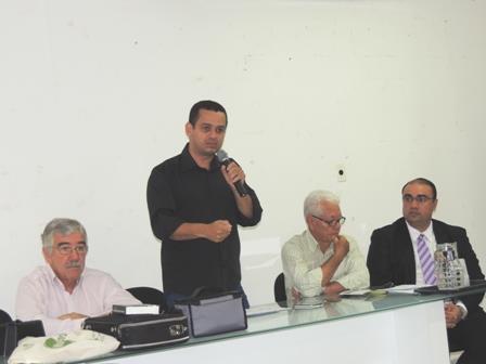 Comissão em prol da reinstalação da defensoria pública participa de reunião do CMDS