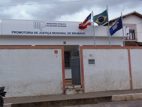 Quatro alunos do curso de direito da Uneb são denunciados pelo MP por crime de falsidade ideológica de documento público