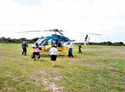 Pré-candidata, ministra Ideli utiliza helicóptero do Samu para cumprir agendas em seu estado