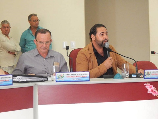 Audiência Pública com a Agência Nacional de Águas reúne lideranças políticas e população da região em Rio do Antônio