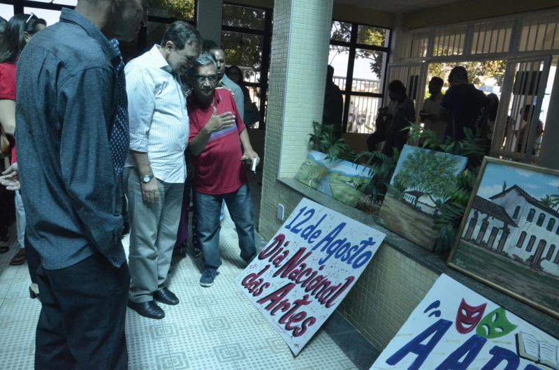 Secretário de Educação do Estado visita Brumado para implantação do Projeto Escolas Culturais