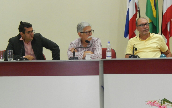 Com o Deputado Federal Erivelton Santana e o prefeito Eduardo Vasconcelos, Márcio Moreira se reúne com lideranças rio-antonienses para apresentar seu nome como pré-candidato a Deputado Estadual