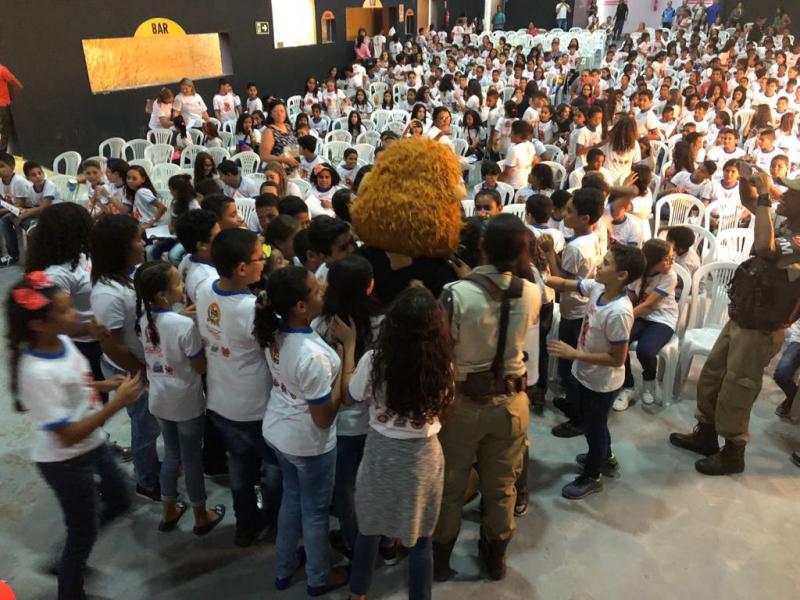 Bahia: Programa de Resistência às Drogas forma 430 jovens em Paulo Afonso 