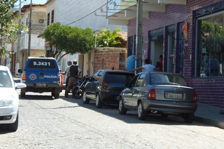 Mercadinho no Bairro das Flores é alvo dos bandidos mais uma vez