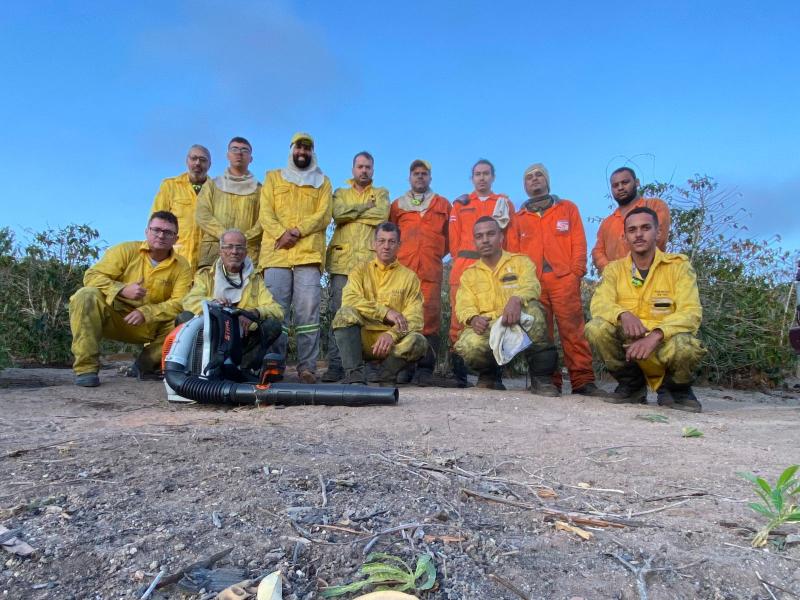 Após atuarem por cinco dias para debelar fogo, brigadistas voluntários de Ituaçu cobram celeridade em ajuda dos governantes