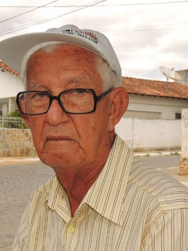 Faleceu no domingo Manoel Rodrigues, primeiro fotografo de Brumado
