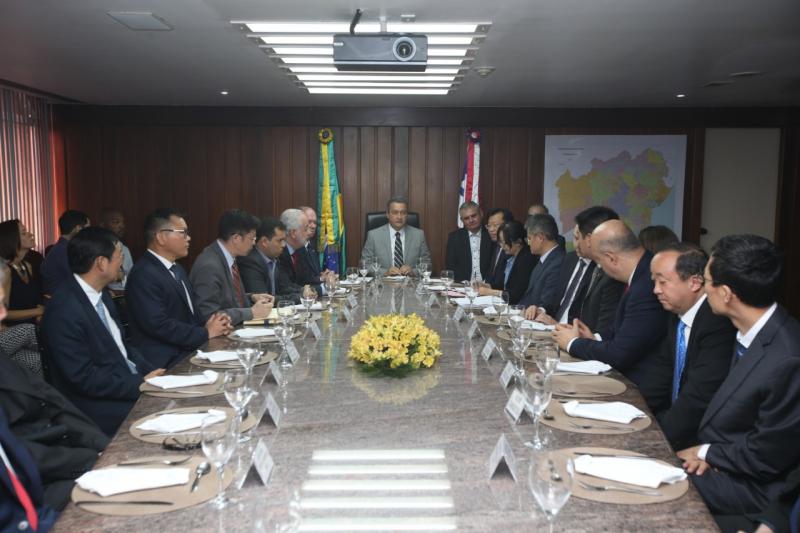 Presidentes de empresas chinesas avaliam obras da Ferrovia Oeste-Leste, Porto Sul e exploração de mina de ferro 