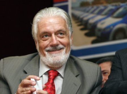 Governador ganha reajuste no salário e passará a receber R$ 19,3 mil a partir de julho